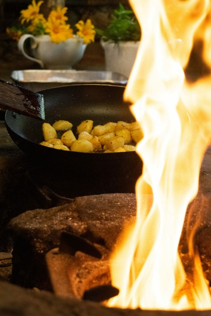 fried-potato-near-fire
